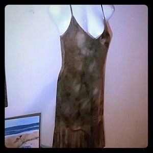 Cheroy Slinky Dress w/jagged hemline